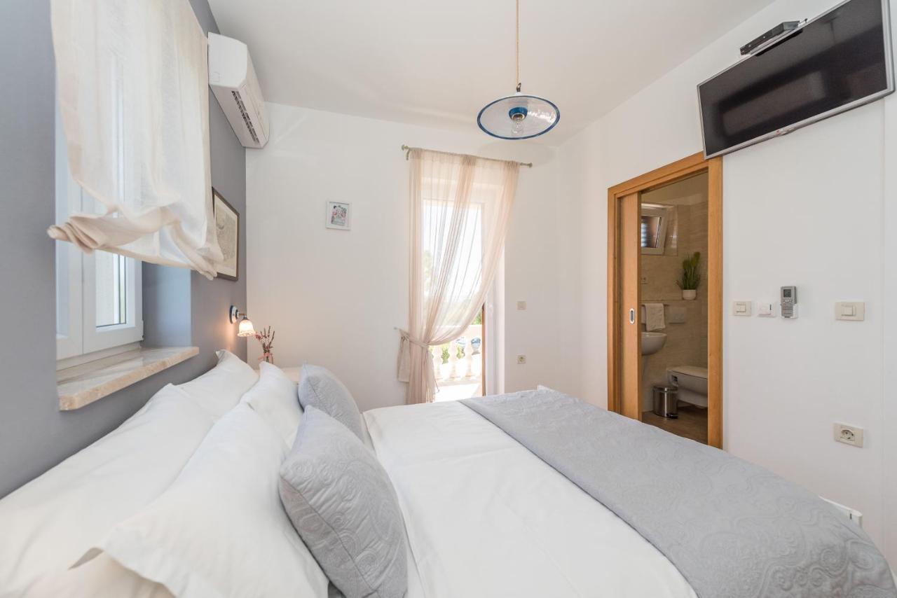 Holiday Home Lukica ปริฟลากา ภายนอก รูปภาพ